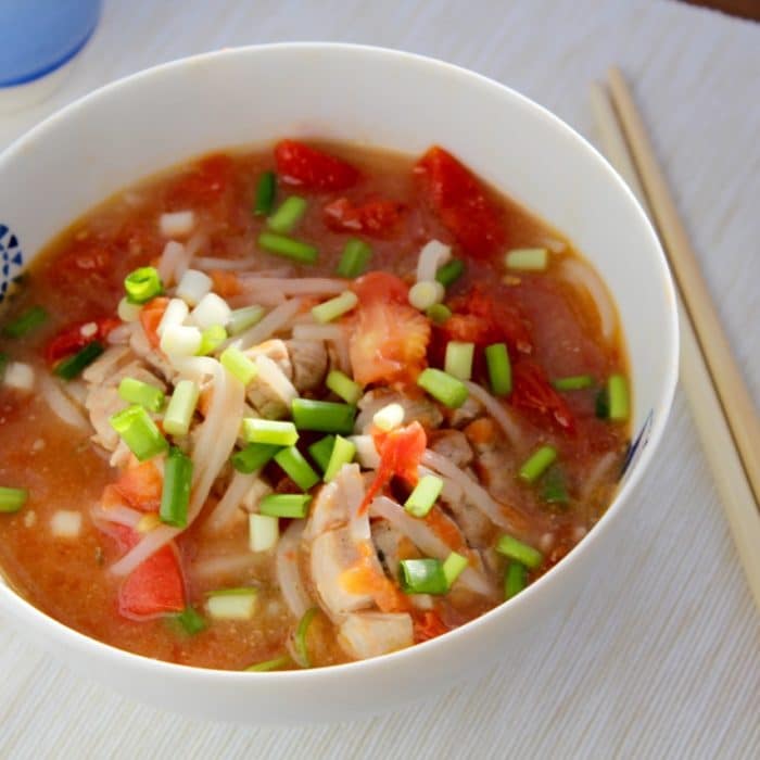 Steak and tomatoes noodle soup recipe
